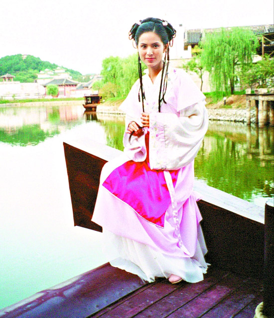series-qiu_xiang_1_edited.jpg